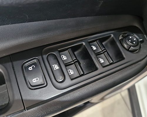 WhatsApp Image 2025-10-29 at 16.39.21 (1)